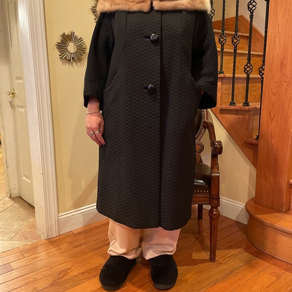 Bambergers vintage mink collar coat - Picture 11 of 12